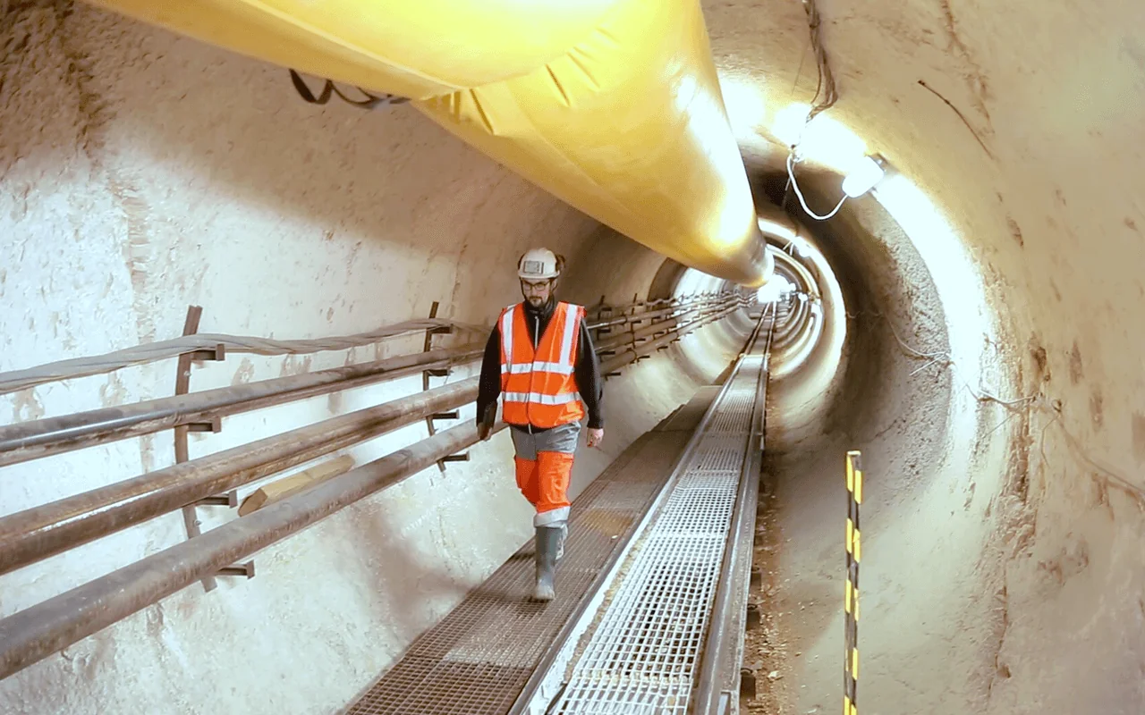 infrastructure background image tunnel